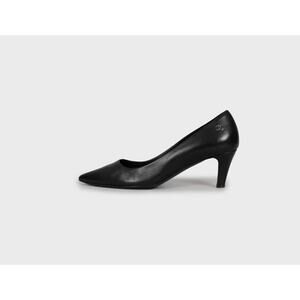 Chanel Black Leather Kitten Heel Pumps - EU 38.5
